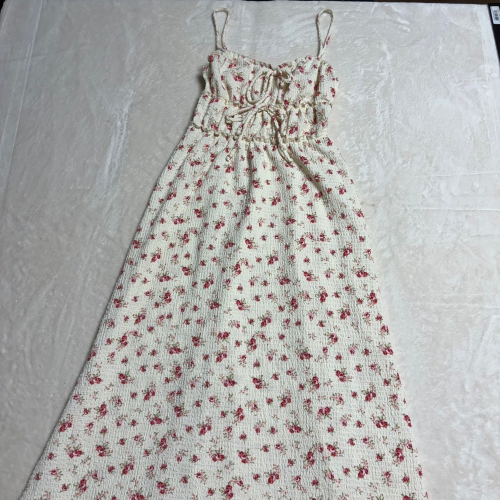 See You Monday Floral Sleeveless Maxi Dress Size Medium Smocked Empire Waist